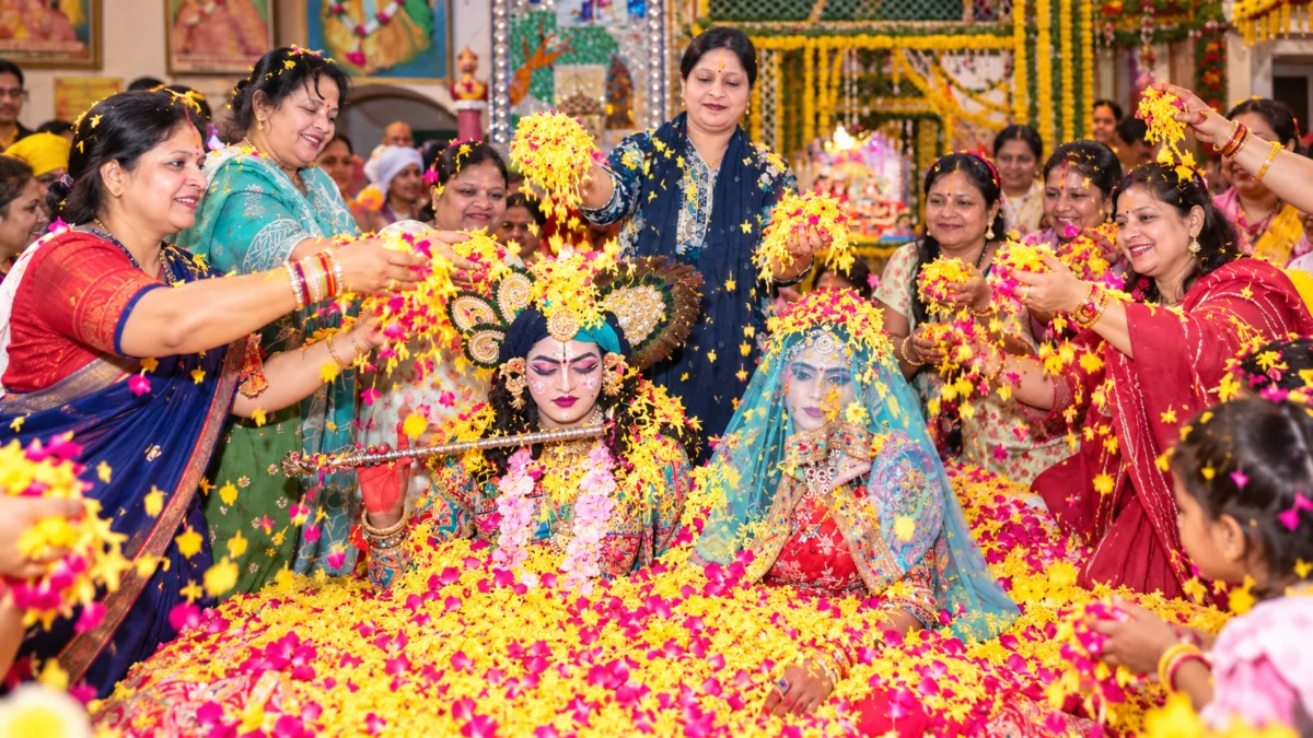 Brajvasi Seva Samiti Celebrates Ladotsav in Barsana